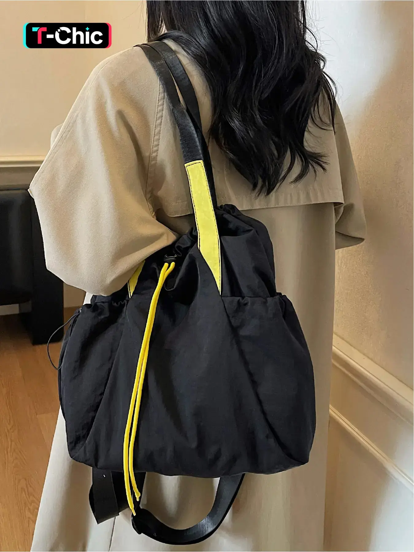 Large capacity fashionable drawstring tote bag with magnetic buckle, casual trendy handbag, simple, lightweight and comfortable shoulder bag, suitable for outdoor sports, travel, commuting backpack, stylish casual daypack, Travel Backpacks