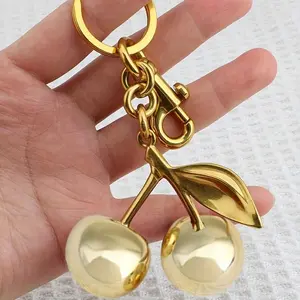 1pc Golden Cherry Keychain Zinc Alloy Summer Fruit Pendant Fashion Shiny Key Chain Suitable For Women And Men Jewelry Bag Accessories Ideal Gift