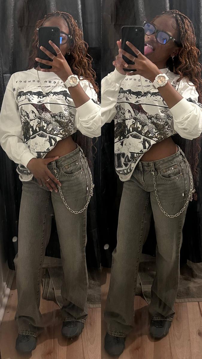 Item: White, SML SIZE