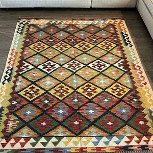Kilim Rug 100% Wool & Handmade 7x5 ft - Soft Furnishings for Your Home