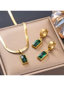 Unique Design Snake Chain Necklace Set, Geometric Luxury Emerald Stone Pendant, Elegant Jewelry Gift Idea, Perfect for Special Occasions