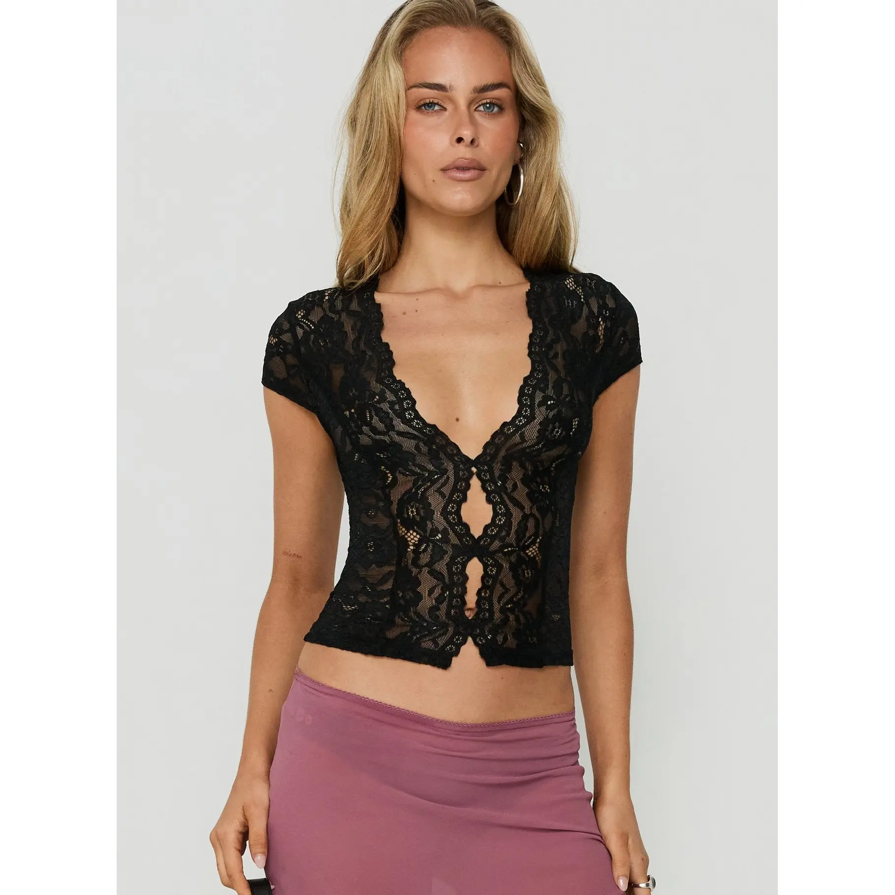 Gracielah Lace V Neck Top Black