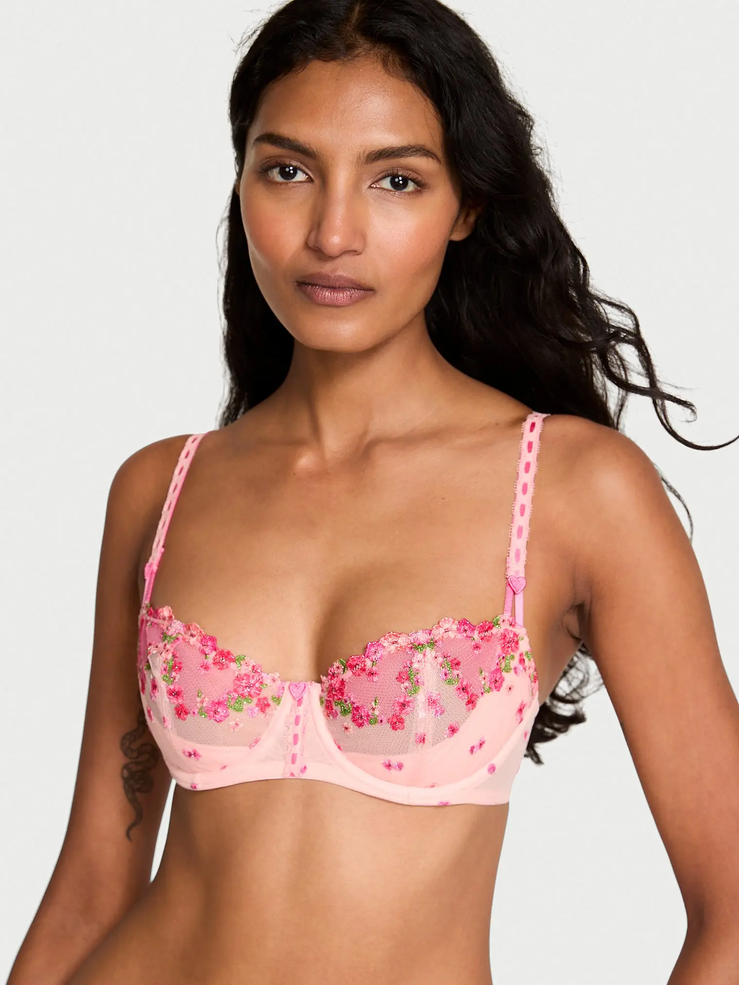 Victoria's Secret Women's Dream Angels Wicked Unlined Balconette Bra, Bras for Women (32A - 38DDD) Victoria's Secret Women's Dream Angels Wicked Unlined Balconette Bra, Bras for Women (32A - 38DDD)