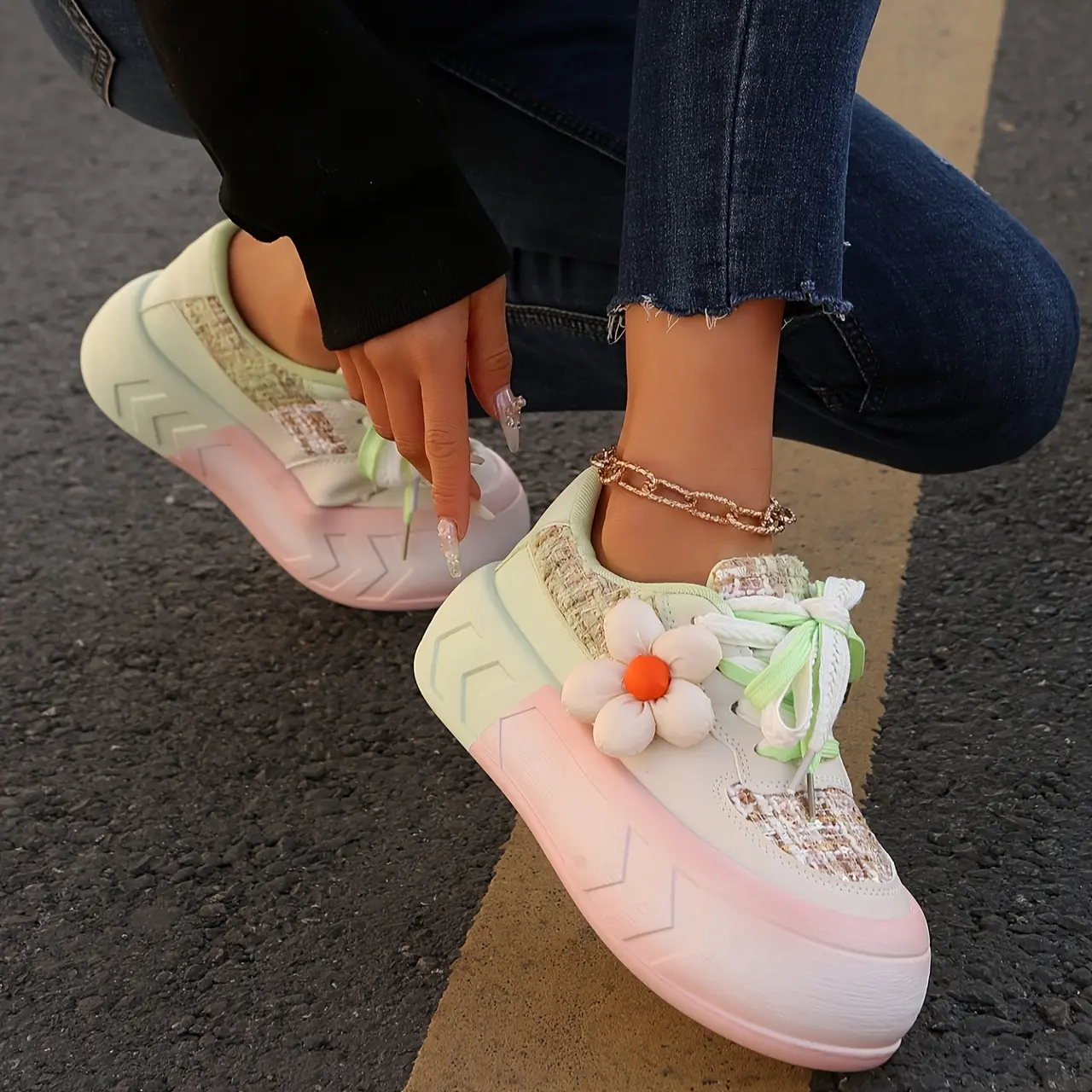 Women's Shoes Milk Huhu Dopamine White Sneakers Casual Versatile Board Shoes Ugly Cute Bread Trendy Shoes Lace-up Large Size Women's Shoes