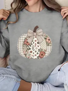 Women's Pumpkin Patchwork Graphic Sweatshirt - Fall Autumn Crewneck Pullover with Gingham Bow, Green Background Casual Sweater for Thanksgiving Halloween Outfits (Machine Washable)
