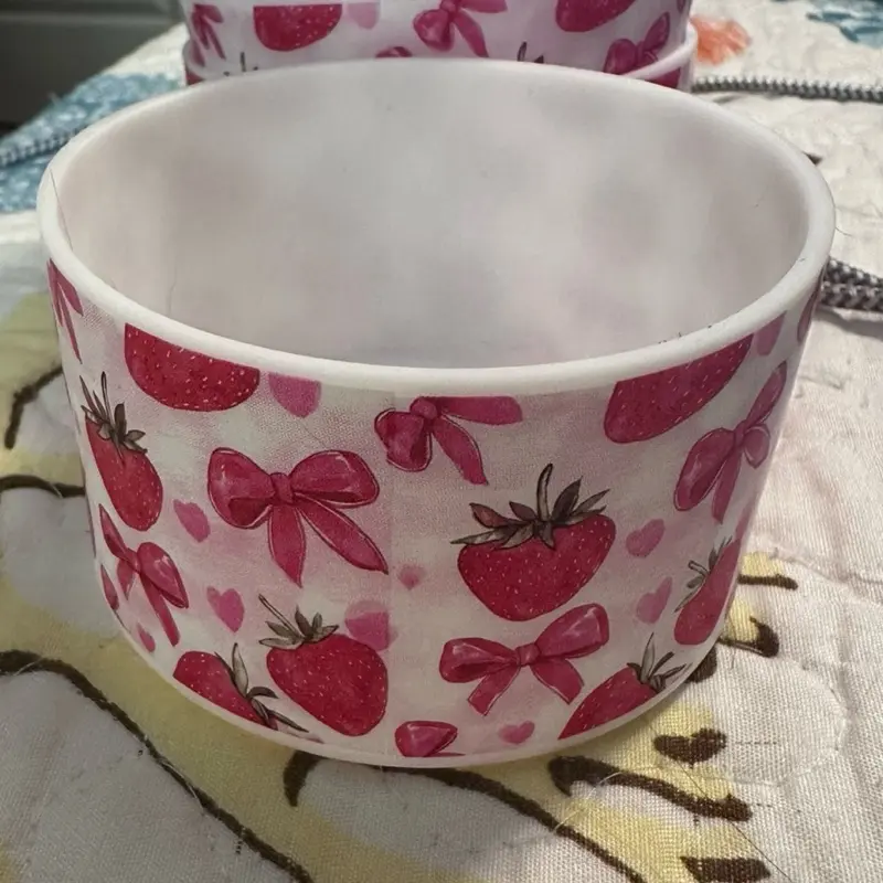 Tumbler strawberry boot