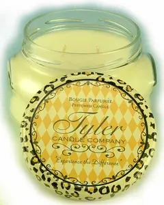 DIVA Tyler 22 oz Large Scented 2-Wick Jar Candle