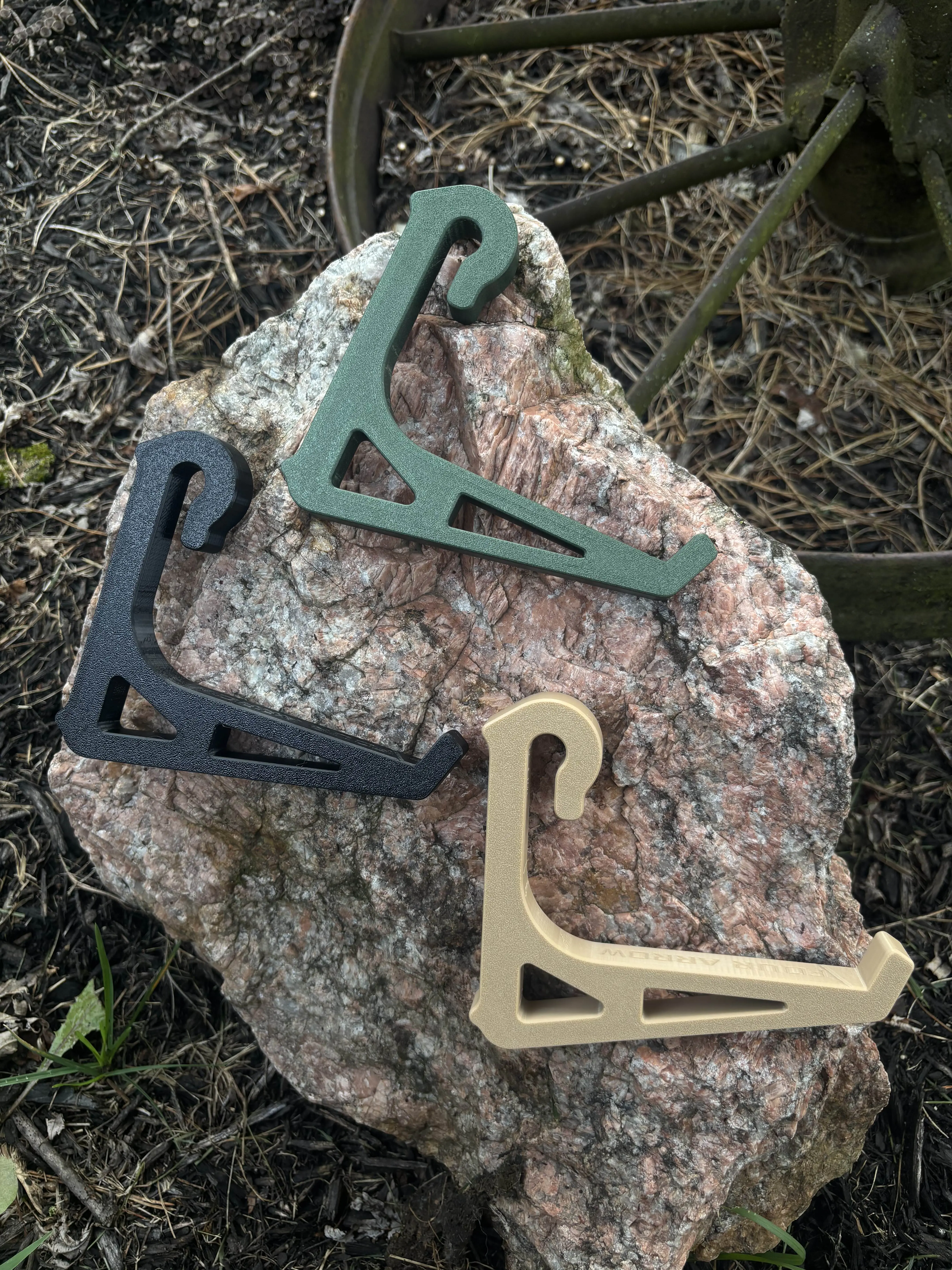 3D-Printed Bow Hanger for Saddle Hunting and Mobile Hunting