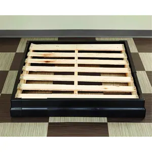 Kinter 9717430 6 x 28 x 28 in. Adjustable Pallet Plastic Guard, Large - Black
