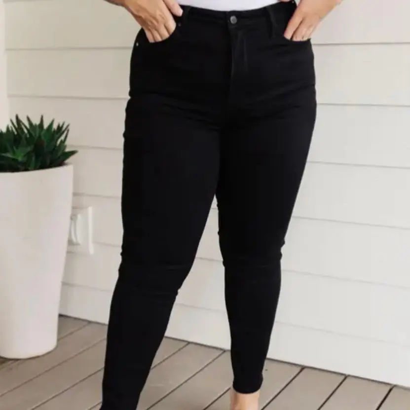 Judy Blue Tummy Control High Rise Classic Skinny Jeans in Black - Audrey Style - 88757REG