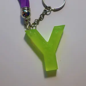 Llavero de la retra Y Verde con Cadena de Metal y Borla Amarilla para Accesorios de Llaves