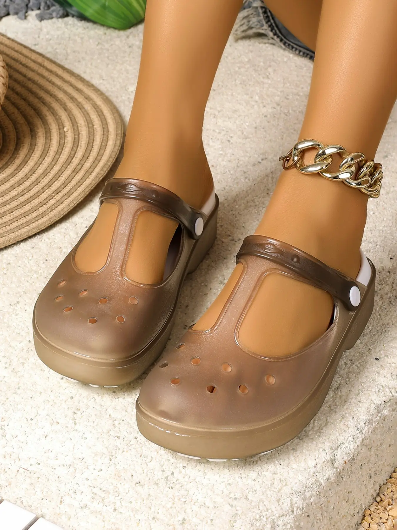 Women's Hole Shoes Butterfly Pattern Soft Sole Sandals, Summer Outdoor Travel Beach Slides Casual Slipper Sandals Slippers, PU Upper Rubber Sole