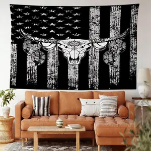 Flag Bull Skull Feather Tapestry, Lightweight Photo Backdrop, Ideal for Western Country Bedroom Decor, Living Room Feature Wall, Dorm Room, Apartment, Patriotic Party, Rustic Cowboy Home Aesthetic Decor