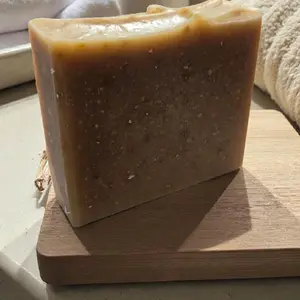 Honey & Oat Pure Goat Milk Soap & Body Wash - Farm Fresh,  Fragrance Oil-Free  Natural Skincare, Organic Blend, Exfoliate, Moisturize