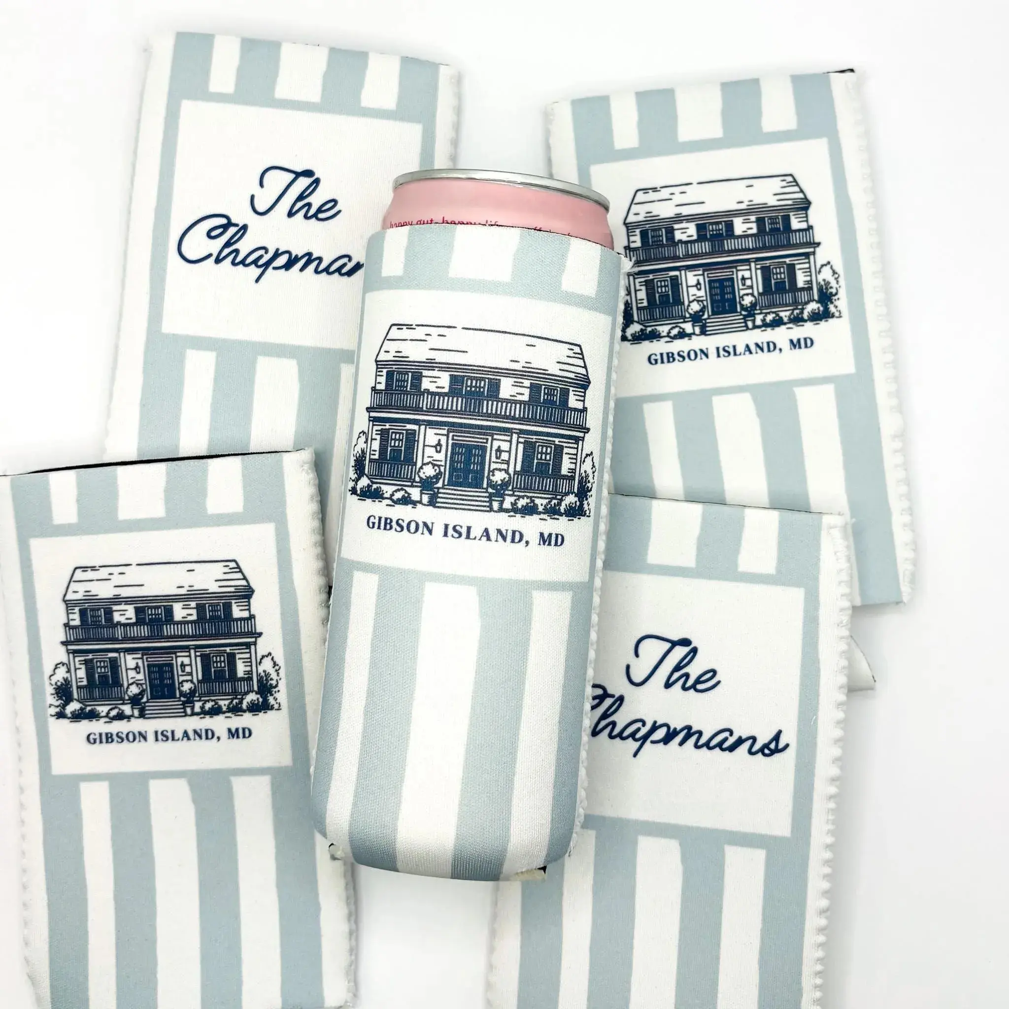Personalized Family Can Cooler Standard 4.25x4 And Slim 6x3.5 Custom House Illustration Beer Sleeve Insulated Beverage Holder Housewarming Wedding Reunion Beach Party Anniversary Gift For Family Friends
