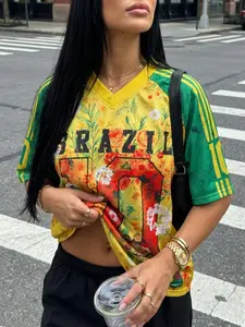 Brazil Floral Print Vintage Soccer Jersey Short Sleeve T-Shirt for Women, American Street Style Loose Fit Oversized Sportswear