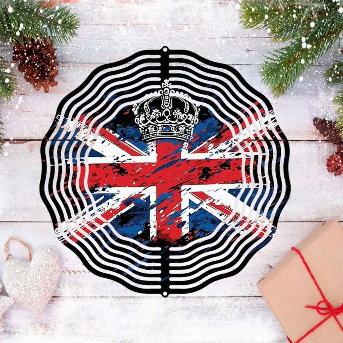 UK Flag & Crown Pattern Wind Spinner, Outdoor Garden Decor, Rotating 3D Art Wind Sculpture for Yard Patio Holidays Patriotic Celebrations