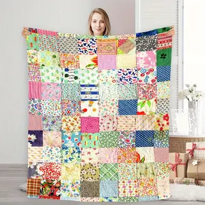 1PC Vintage Floral Patchwork Flannel Printed Throw Blanket - Soft Comfy, Cozy Chic, Bright Colorful Design, Decorative Giftable, Warm, Suitable for All Seasons, Cozy Chic Blanket, Decorative Giftable Blankets,summervibes