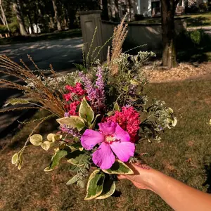 Dried wildflower bouquet