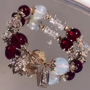 Boho Christmas Snowflake Bead Bracelet for Women Vintage Alloy with Red & Iridescent Blue Artificial Crystal Beads Golden-Tone Spacers Non-Magnetic Intricate Beadwork Festive Jewelry Gift No Pendant Everyday & Holiday Accessory
