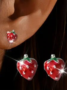 Women's red strawberry fruit earrings, simple design, cute and sweet, suitable for summer beach vacation style, party, banquet, daily wear jewelry, spring and summer birthday gift