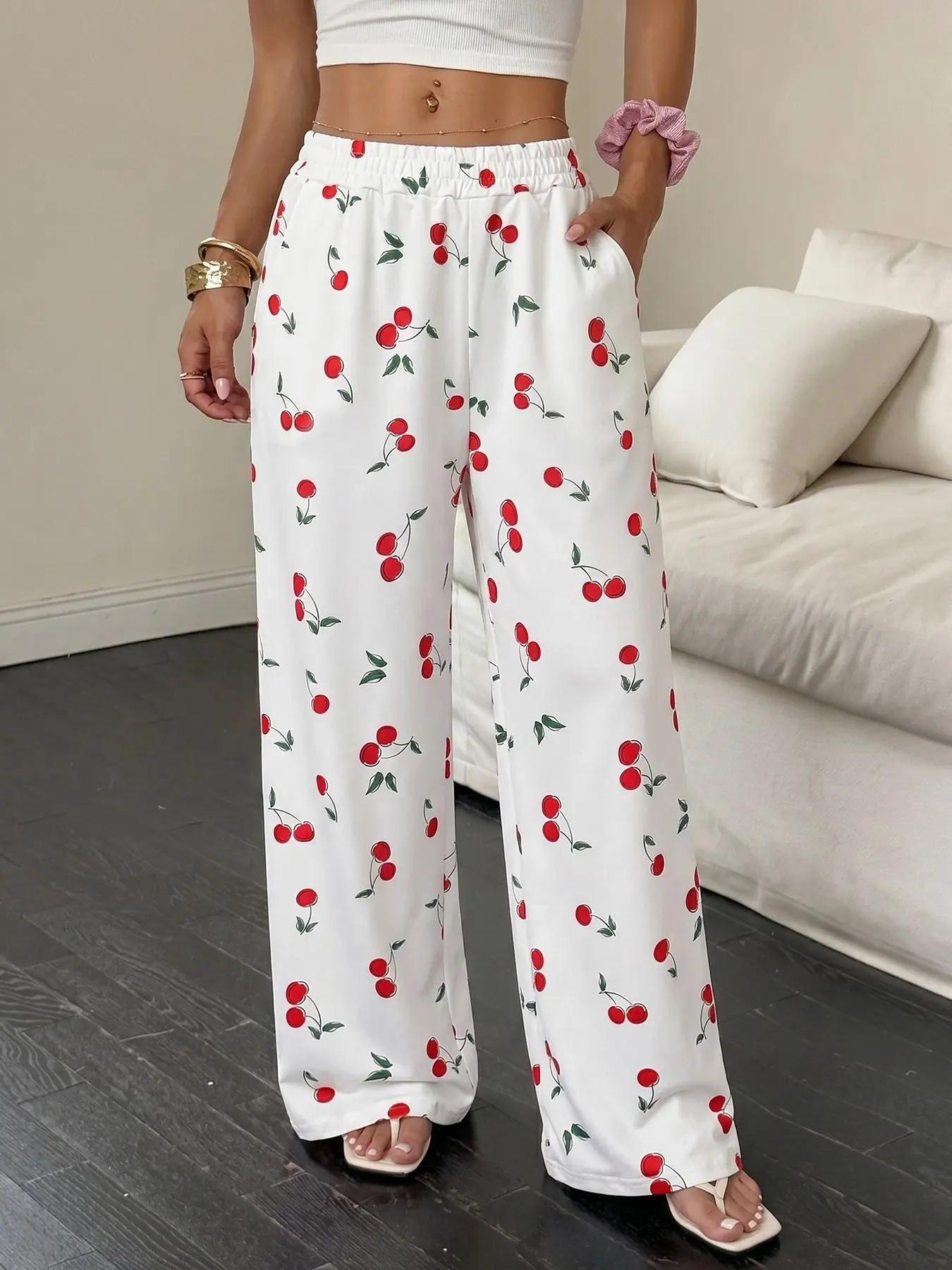 Ladies' cute cherry printed wide leg pants, casual elastic waist pants with red cherry pattern all over the body, loose fit suitable for home wear, summer travel and daily wear, washable printed energetic and playful style enthusiasts' first choice