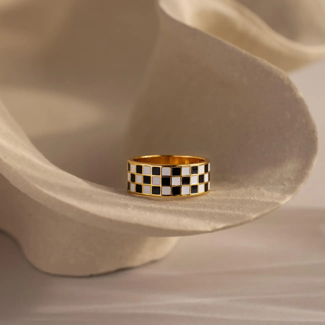 Women's Minimalist Black & White Enamel Chessboard Wide Band Statement Ring - Copper Luxury Checker Print Contemporary Ring, Retro Costume Jewelry, Accessories for Women, Unique Gift for Her, Copper Rings