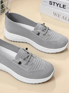 Women's Plus Size New Season Round-Toe Breathable Thick-Soled Non-Slip Lightweight Slip-On Casual Walking Shoes with Elastic Band for Everyday Commuting and Leisure Casual Summer Shoes