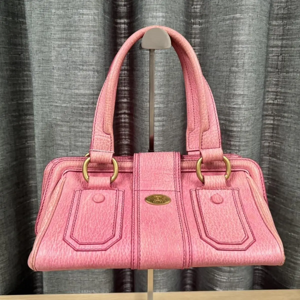 Pre-owned Celine As Shown Shoulder Bags Céline Vintage Pink Leather Triomphe Shoulder Bag 38115
