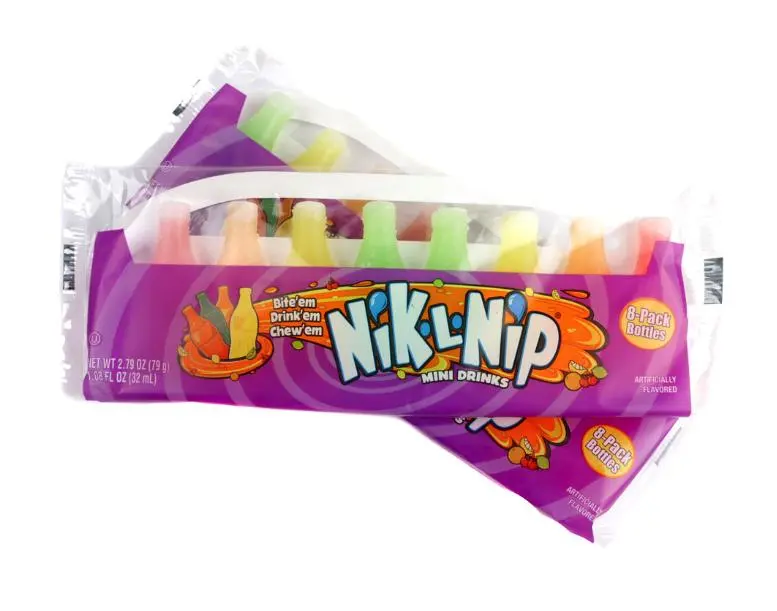 Nik-L-Nips Original Wax Bottles Candy, 2-Pack Sweet Snack (16 Pieces Total)