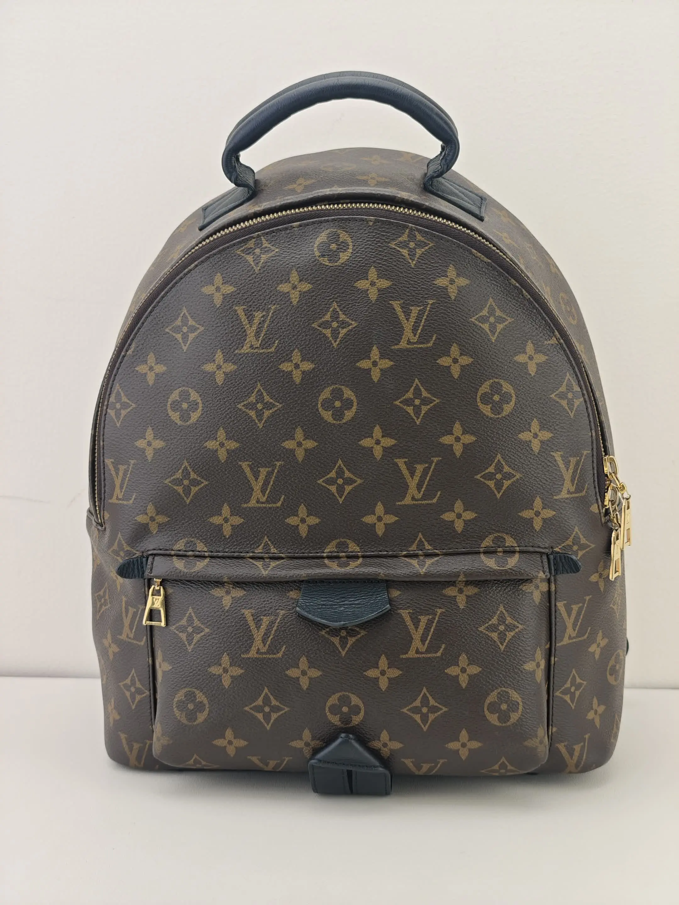 Pre-owned Monogram coated canvas and leather trim Backpacks Louis Vuitton Palm Springs MM Monogram Canvas Backpack Bag【PL3270】