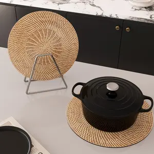 Heat Resistant Table Mat Non Slip Silicone Trivet for Hot Pans Bowls Cups Reusable Washable Kitchen Dining Table Protection Mat