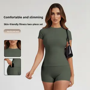 Garage Women's Short Sleeve Shorts Fitness Set - Quick-Drying, Breathable, Slim-Fitting Training Clothing for Exercise and Training