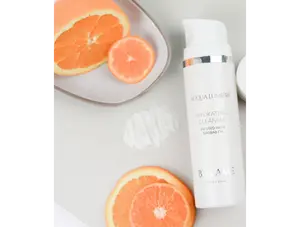Bellame Acqua Lumiere Hydrating Cleanser