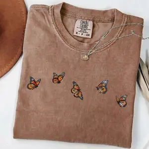 Comfort Colors Vintage Butterfly T-Shirt – Monarch Butterfly Floral Design, Purple Aesthetic Style, Gardener Gift Idea, Birthday Outfit, Streetwear Style Unisex Fits Cotton Comfort Casual Shirt With Soft Nature Inspired Look