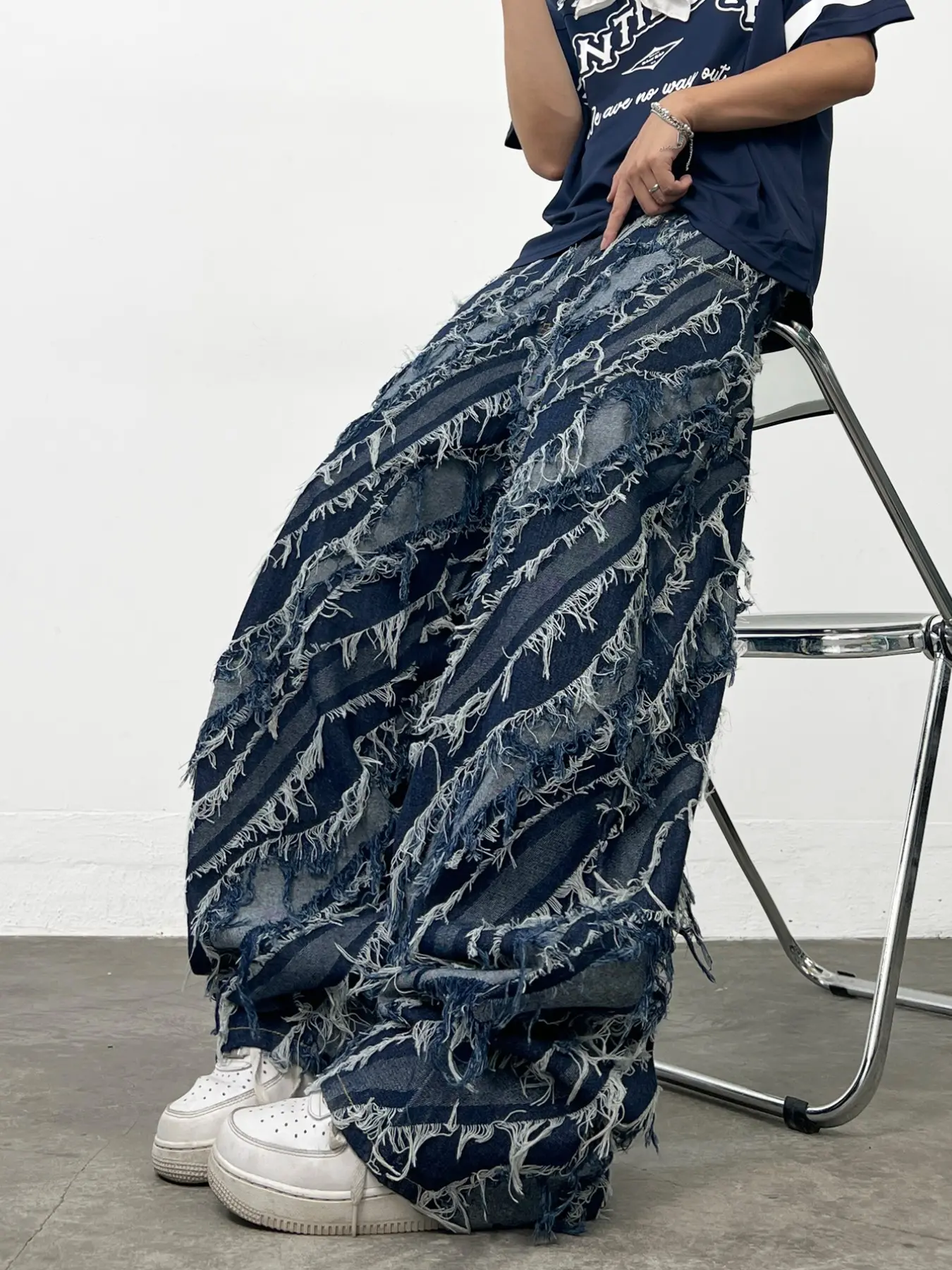 Men's Oversized Loose-Fit Blue Jeans, Y2K American Street Style Streetwear, Artistic Frayed Hem Wide Leg Pants, All-Season Fashion, No Belt Included