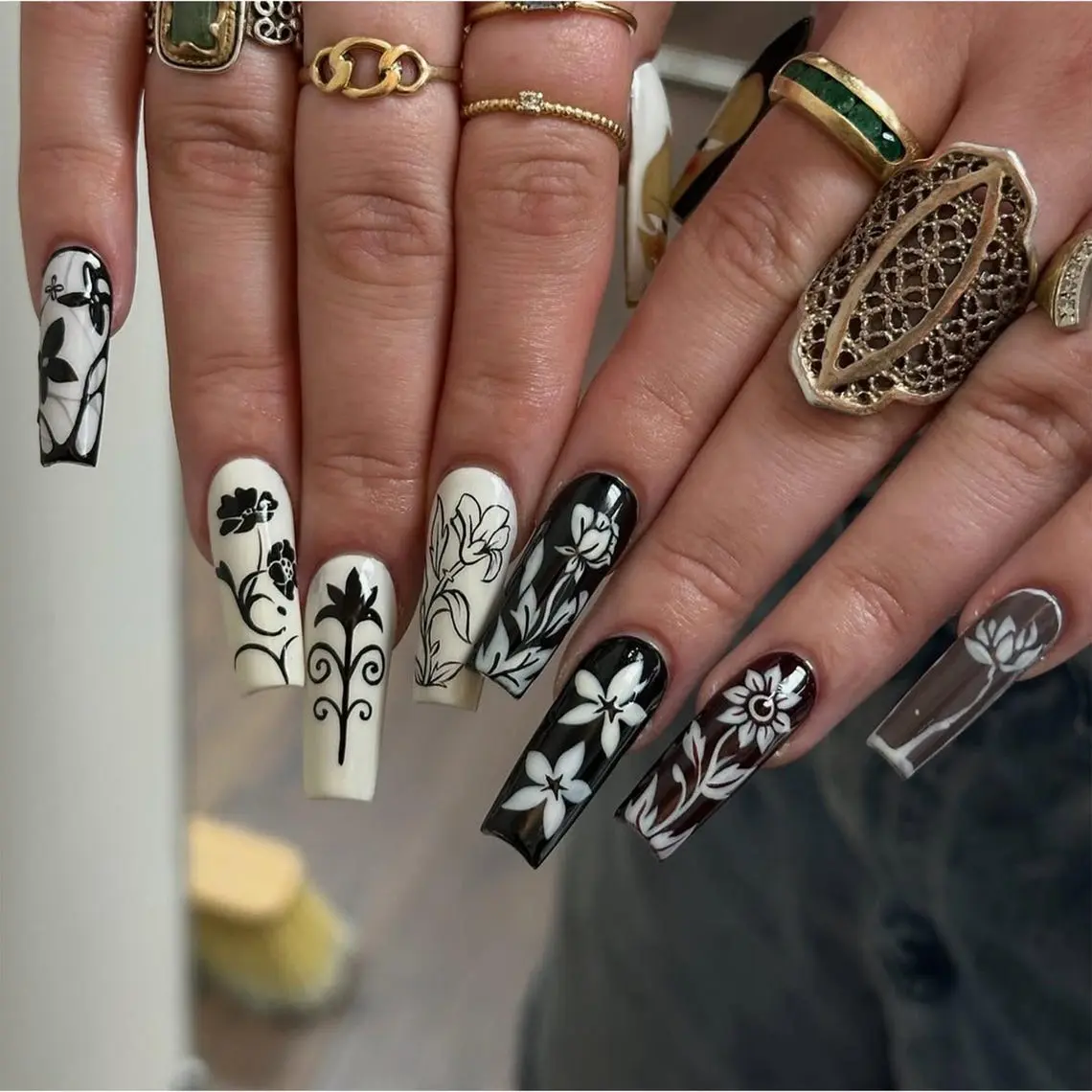 Monochrome Elegance Press On Nails | Black & White Floral Nail Art | Gothic Botanical Press Ons | Classic Contrast Nail Set