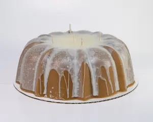 Signature 5 Wick Bundt Cake Candle Decor Aroma Cozy Ornaments Decoration Unique Design for Elegant Home Decor