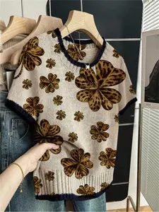 Women's Leopard Leaf Print Round Neck Sweater, Casual Fitted Short Sleeve Knitwear, Comfortable Warm Clothing for Spring Fall Winter