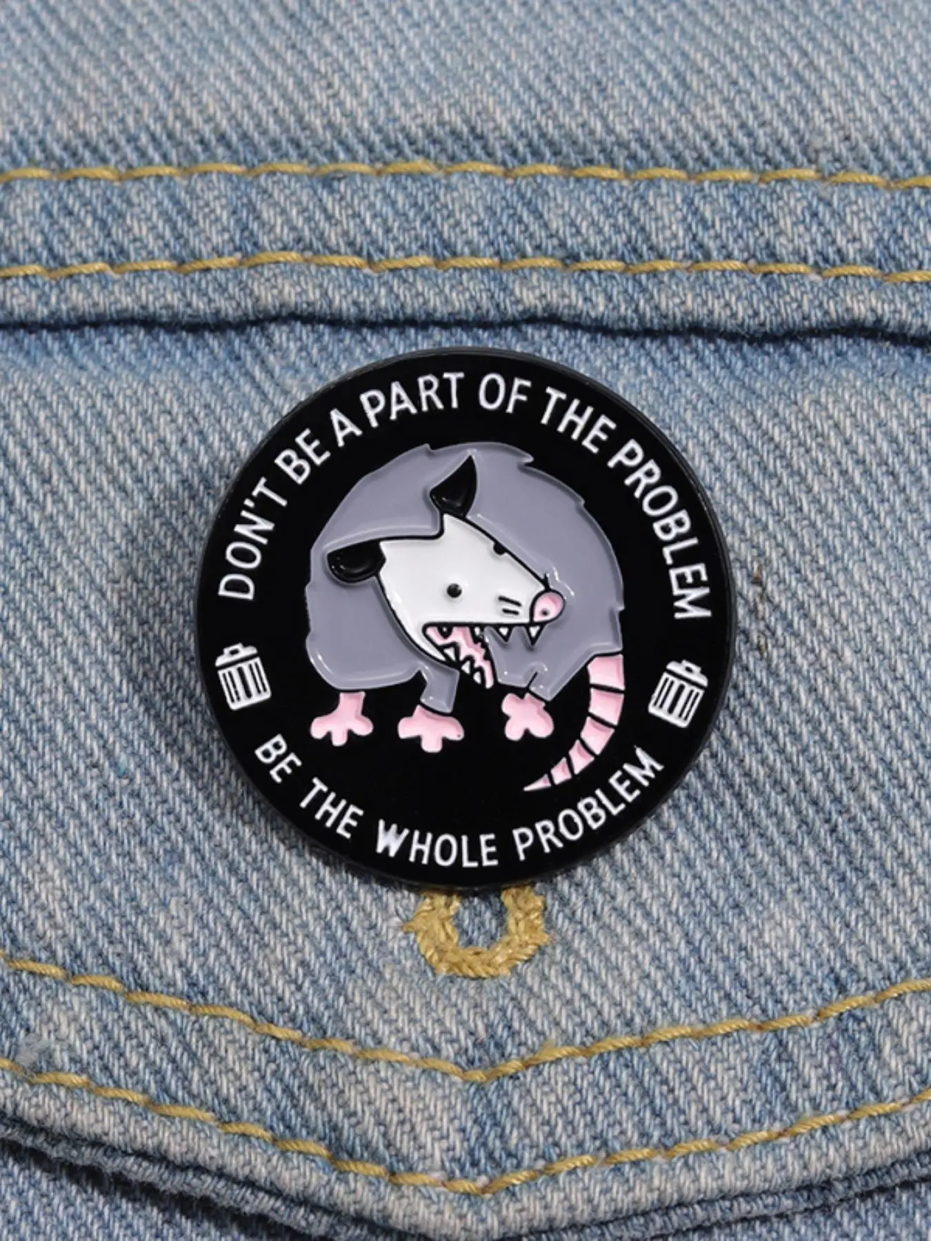 Cartoon Possum Design Brooch, Cute Animal Badge for Women & Men, Fashion Brooch for Daily Clothing Decor, Trendy All-match & Exquisite Brooch for Birt