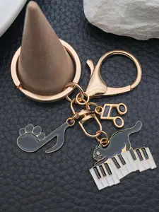 1pcs Enamel Cartoon Black Piano Cat Music Note Charm Cute Keyring Lobster Clasp Keychain Pendant for Backpack Car Key Chain Decoration Pendant Craft Accessory
