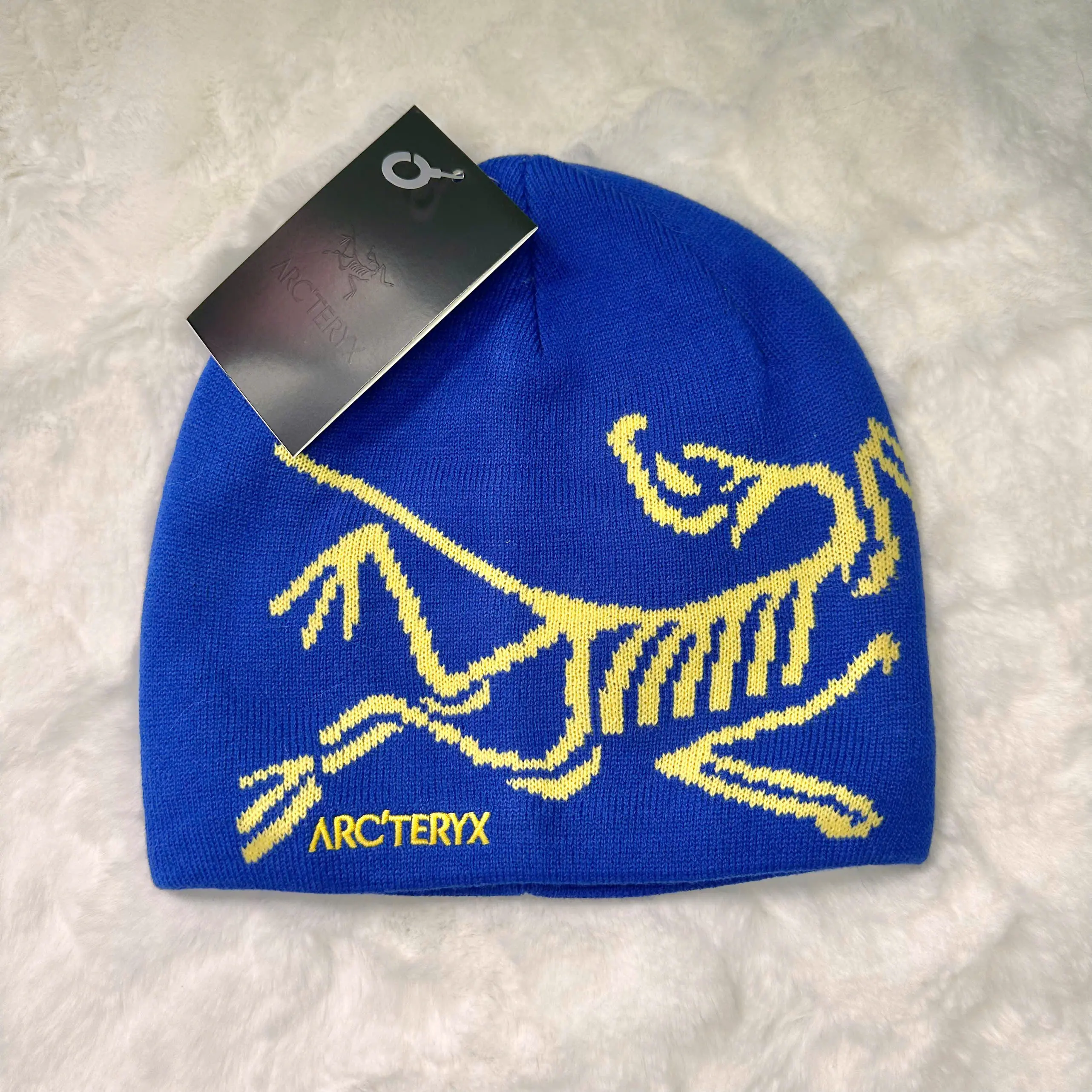 Arc'teryx Bird Head Knit Beanie for Men Women, Soft Stretch Acrylic Winter Toque, Warm Lightweight Outdoor Hat for Hiking Skiing Snow Sports, Breathable Cold Weather Cap, Modern Streetwear Fashion Accessory for Everyday Outfits