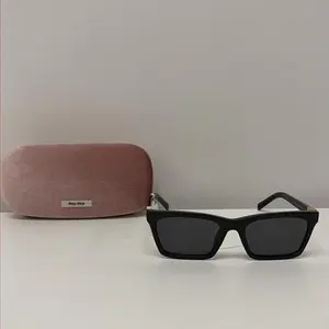 Pre-owned miu miu Acetate Bag Accessories Black Sunglasses E26031829