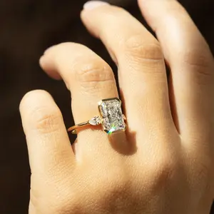 New luxury fashion personality design classic square zircon engagement ring wedding season engagement proposal ring gorgeous style ring