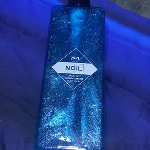 NOIL Aquablue Body Wash Dual Acid + Probiotics Fights Acne Oil & Itch 72H Scent 400ml Glycolic Gentle Exfoliate Clear Skin