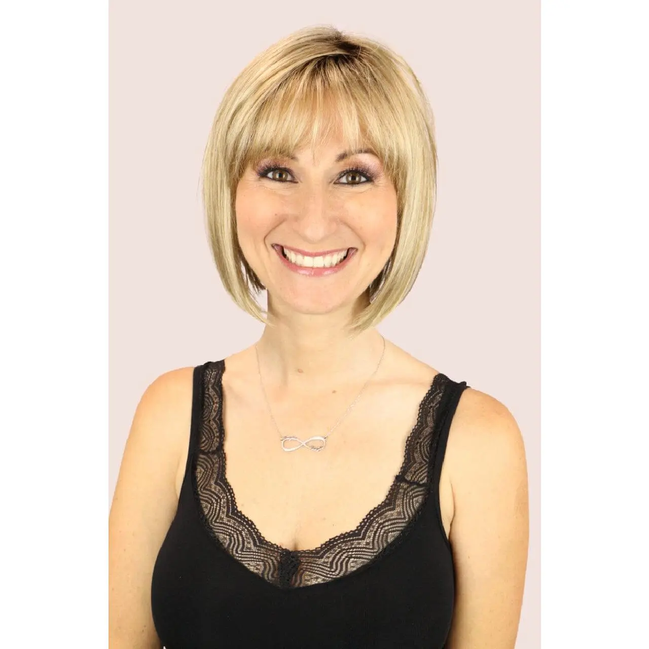 Sabrina w/ Roots (medium wig)