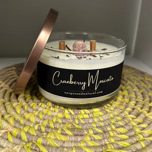 Cranberry Moscato Candle made with 100% Soy. Smells sweet with amazing champagne and berry aromas. Great for home, office, or business!
