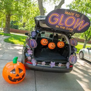 Deluxe Glow with God Trunk-or-Treat Decorating Kit -26 Pc.