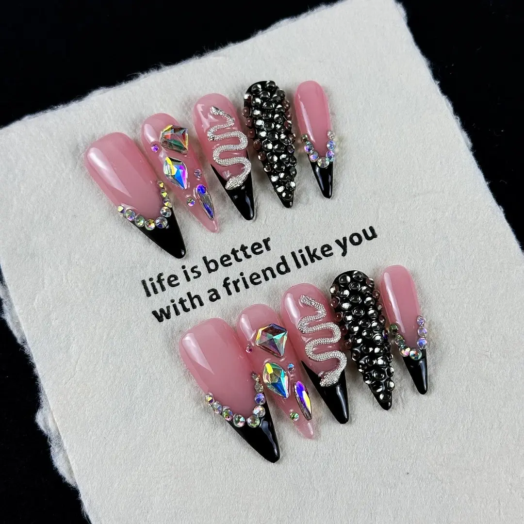 10pcs Heavy industry design style, hand-painted 3D square diamond, little snake, flashing full diamonds, Glitter rhinestones, handmade fake nails, Decorative Nails, Handmade Reusable Nails, DIY Nail Art, Suitable for dark rock girls, carnival activities