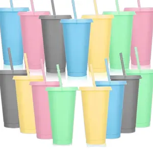 Colored acrylic cups with lids and straws Colored acrylic cups with lids and straws